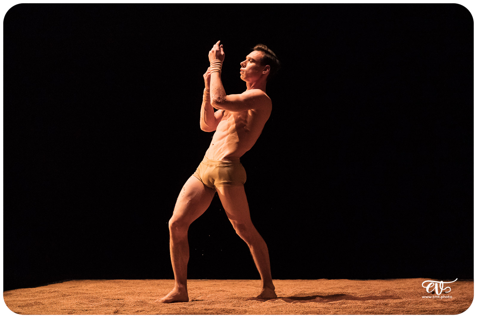 MY LAND (RECIRQUEL COMPANY)